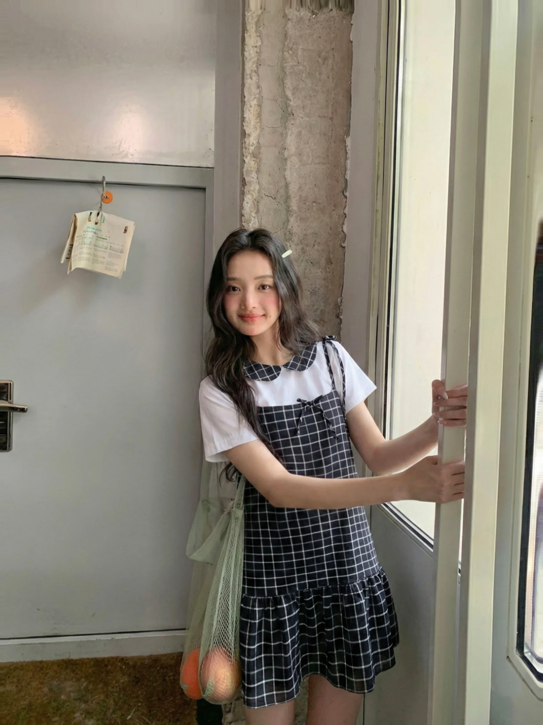  Set babydoll áo trắng cổ caro đen + yếm caro đen  