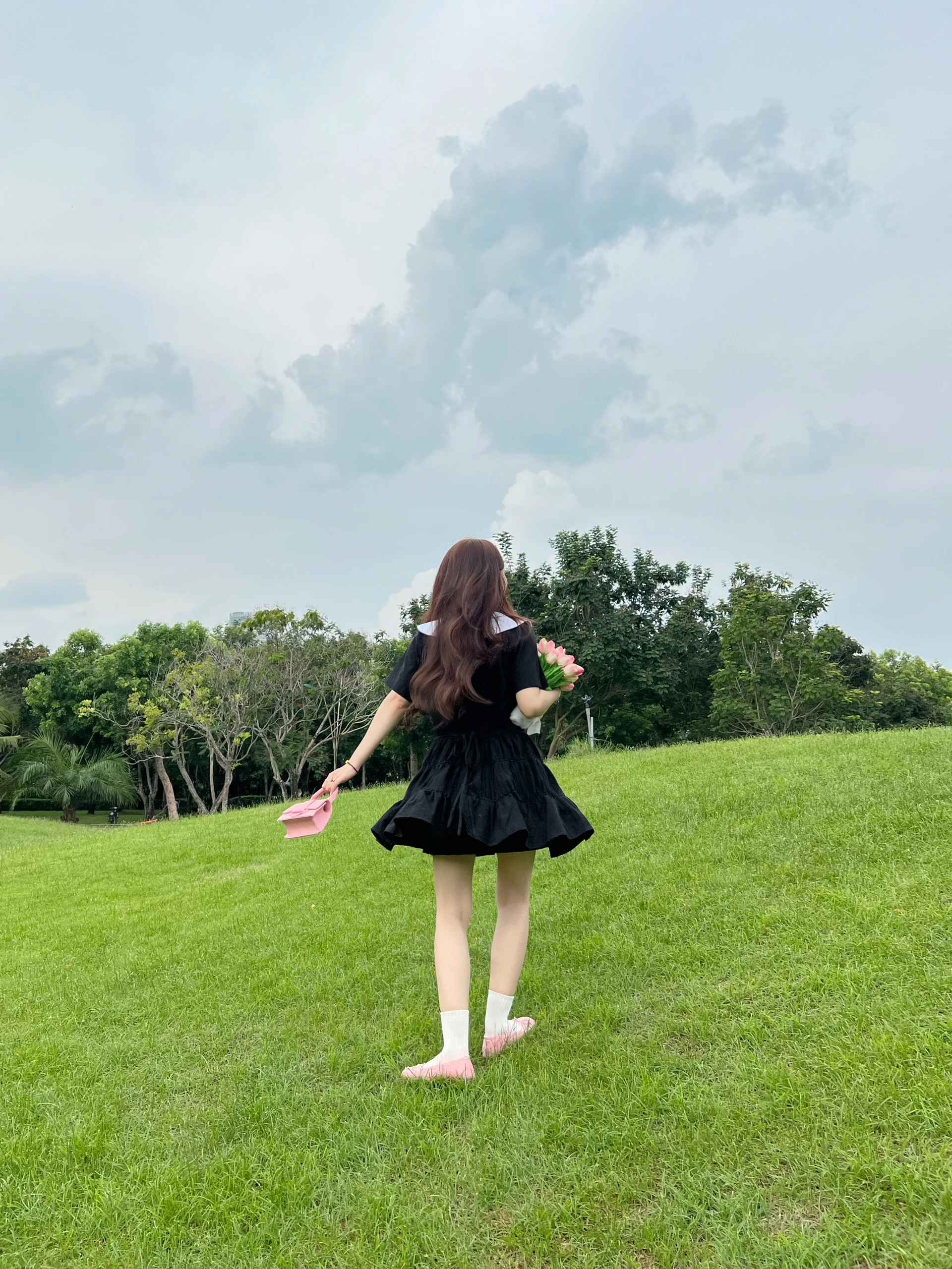 Đầm babydoll đen 3 tầng 2 dây cột eo 